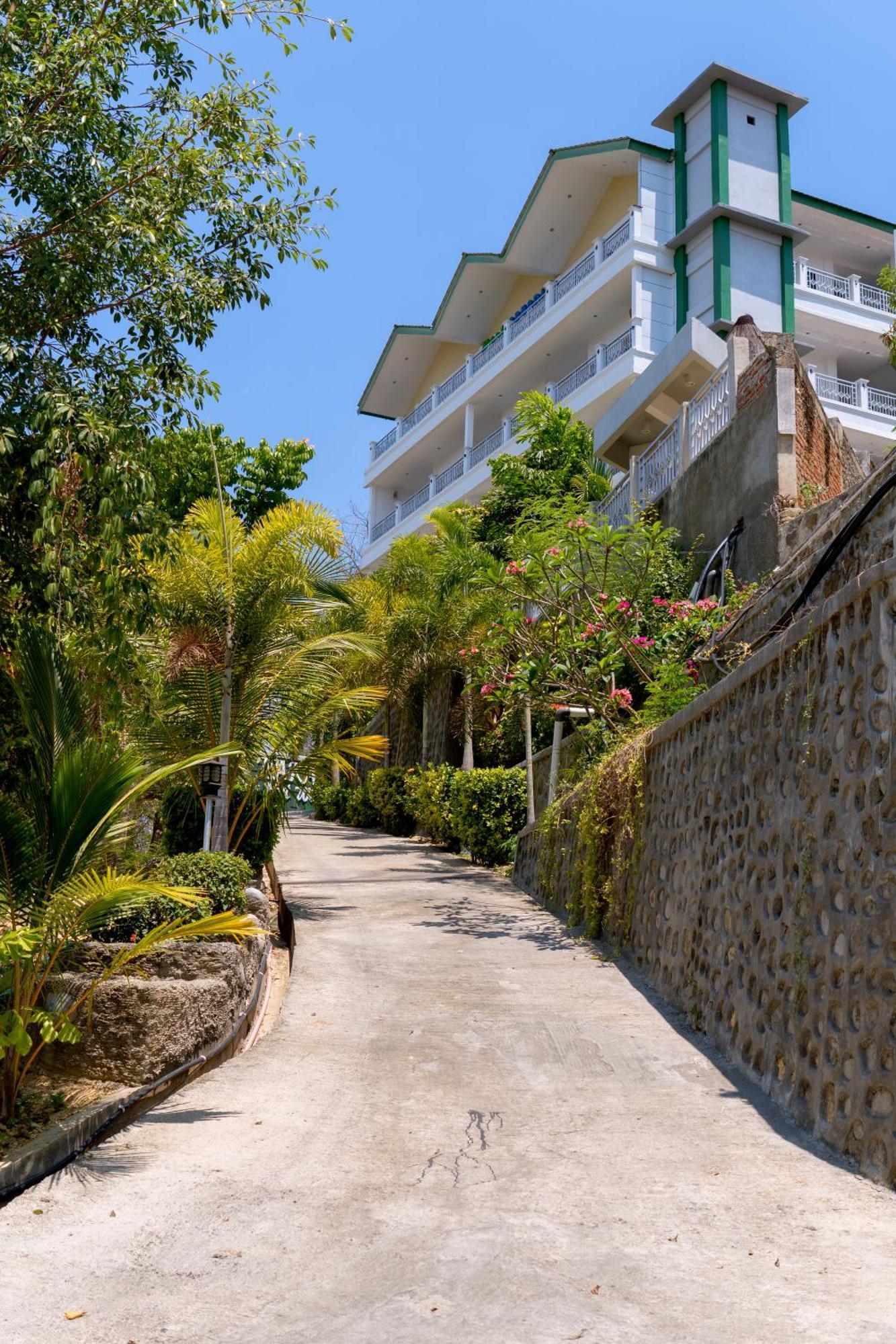 Hotel Green Prundi Labuan Bajo Ngoại thất bức ảnh